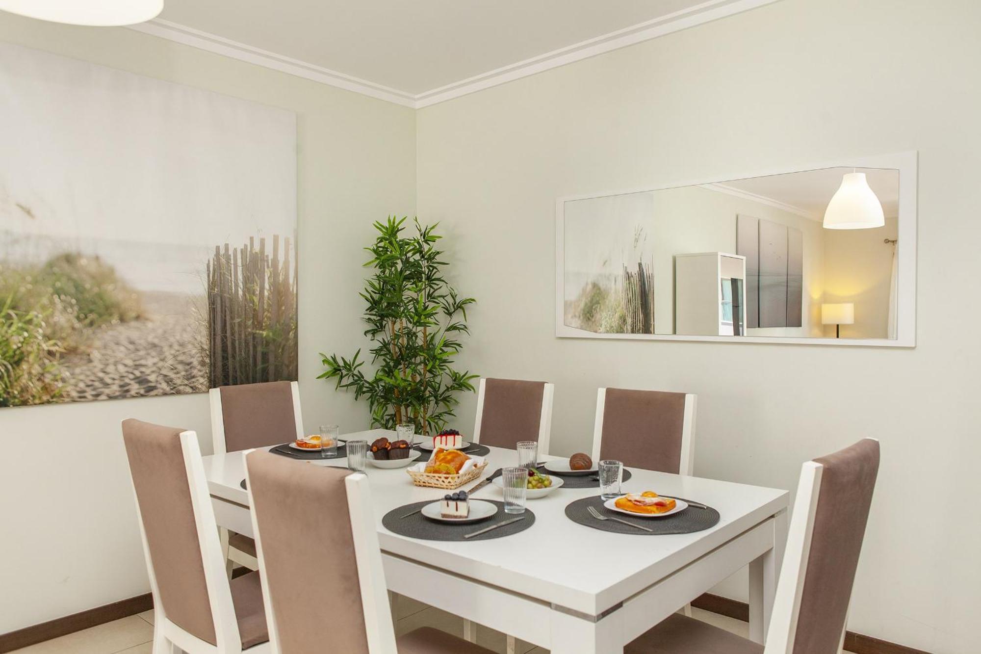 B03 - Luxury 2 Bed Lagos Marina Luaran gambar