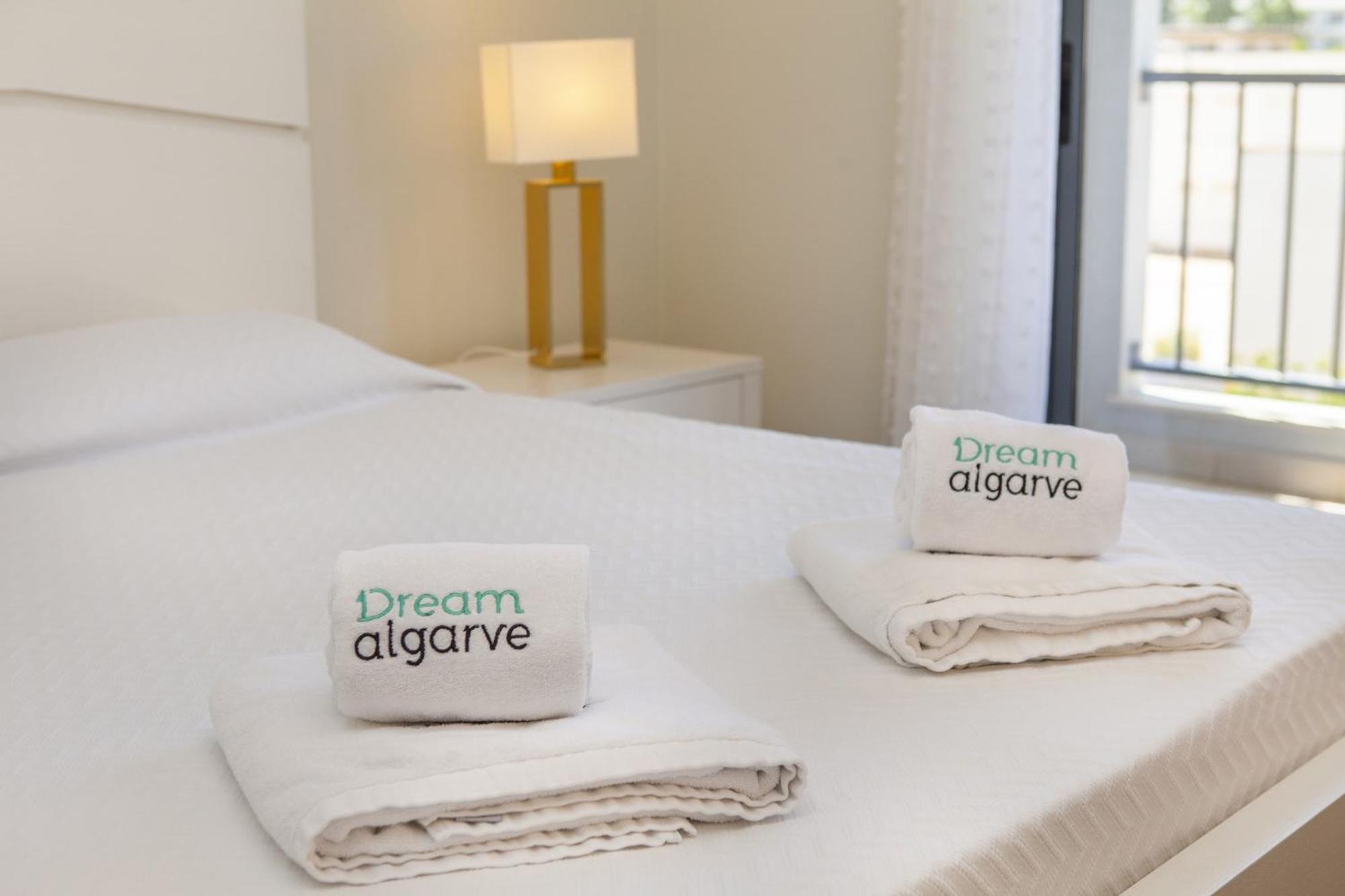 B03 - Luxury 2 Bed Lagos Marina Luaran gambar