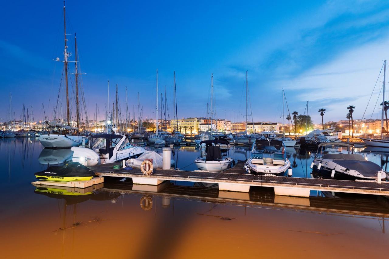 B03 - Luxury 2 Bed Lagos Marina Luaran gambar